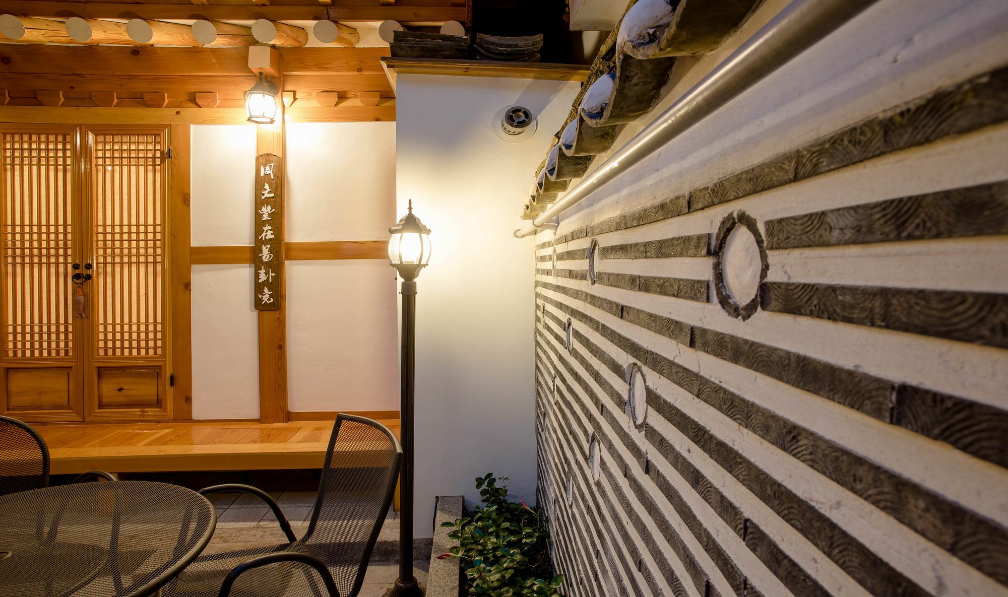 Hostel Vanilla 3 Suite Dongdaemun Seoul Exterior photo